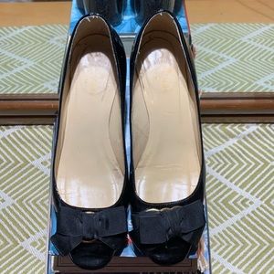 Kate Spade Black NY Dale Bow Embellished Patent Leather Block Heel Size 7.5